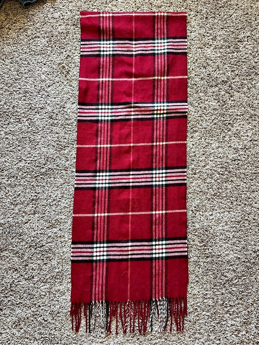 Lord & Taylor Plaid Scarf in Red & Black Like New